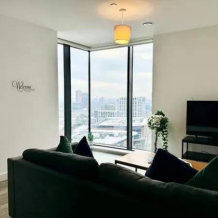 Premium Deals L Last-minute L 4 Min Walk To Library L 18th Floor 2 Bed 2 Bath Centre Penthouse With Gym & Netflix By Jvt Short Lets